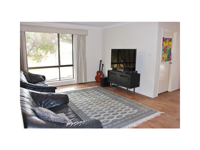 2 Duncan Street, Mount Tarcoola WA 6530