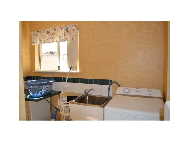 34 Oceanside Drive, Wandina WA 6530