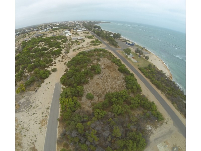 11 Estuary Way, Drummond Cove WA 6532