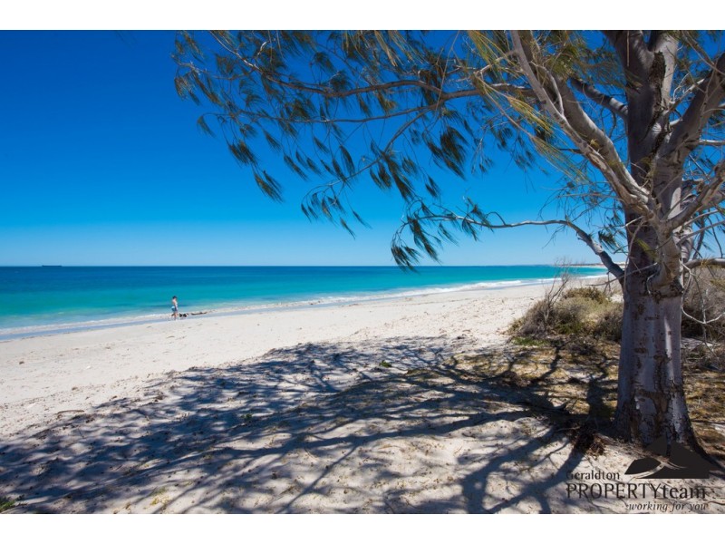 13 Estuary Way, Drummond Cove WA 6532