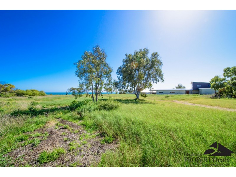 13 Estuary Way, Drummond Cove WA 6532