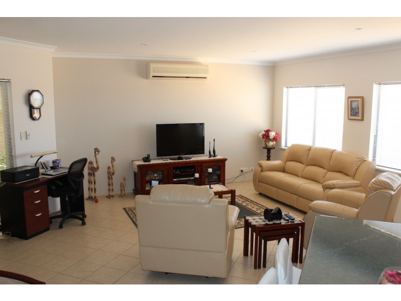 54 Tersonia Way, Strathalbyn WA 6530