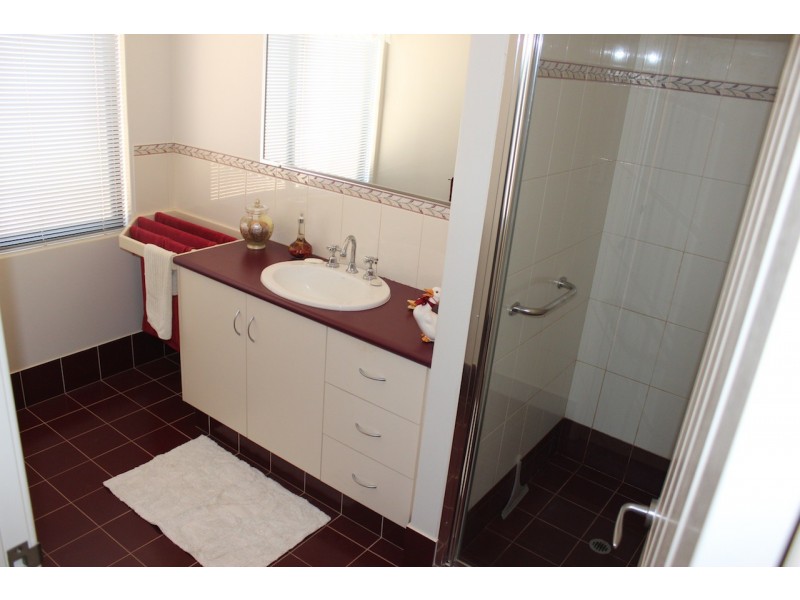 54 Tersonia Way, Strathalbyn WA 6530