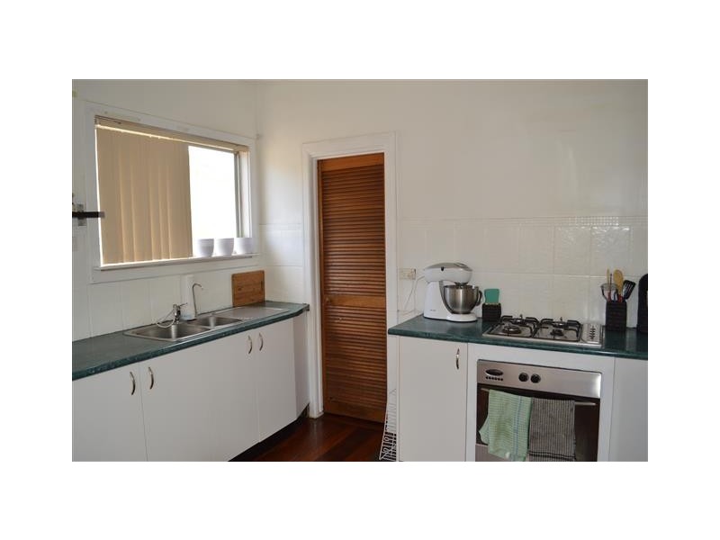 207A Fifth Street, Wonthella WA 6530