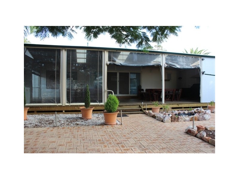 207A Fifth Street, Wonthella WA 6530