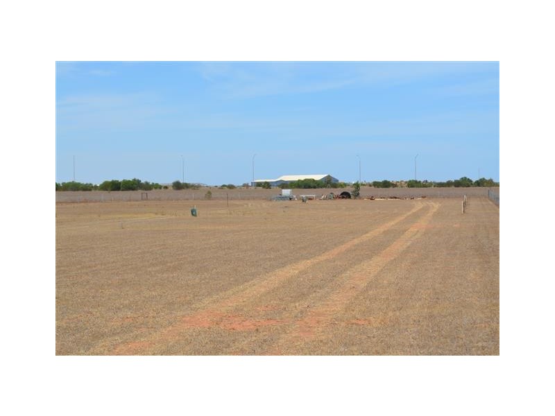 68 Sadler Way, Deepdale WA 6532