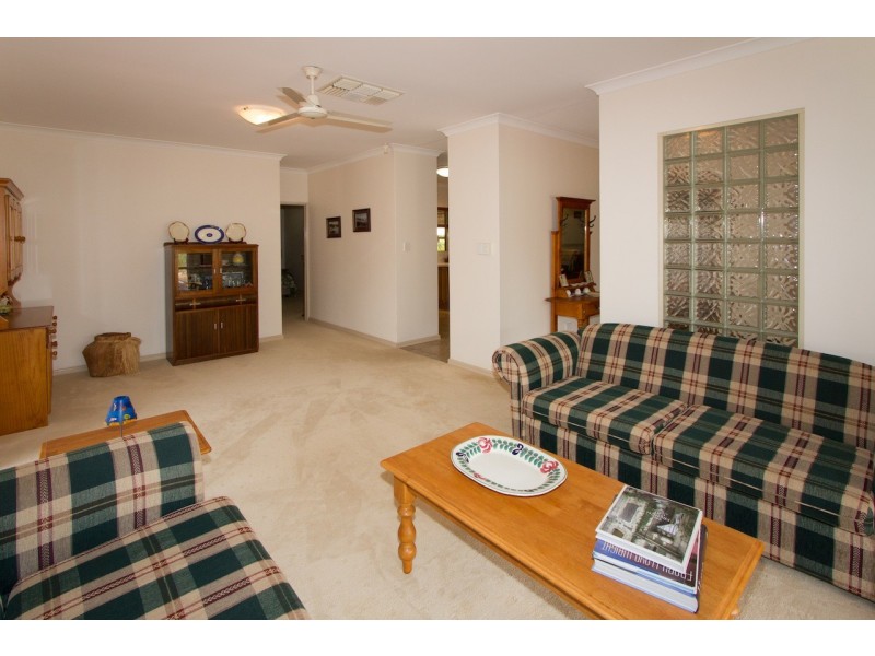 8 Verbena Place, Strathalbyn WA 6530