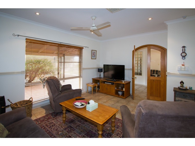 8 Verbena Place, Strathalbyn WA 6530