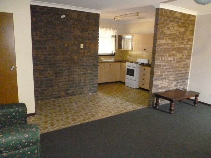 252B Second Street, Wonthella WA 6530