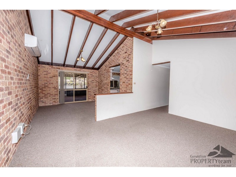 33 Eastcott Way, Tarcoola Beach WA 6530