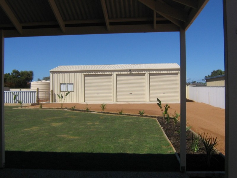 14 Melaleuca Drive, Strathalbyn WA 6530
