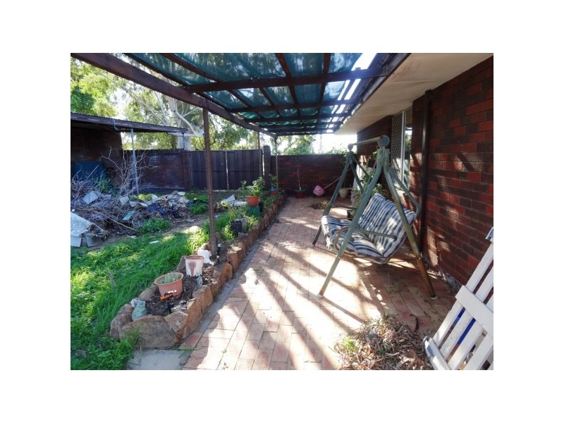 10 Kenny Cres, Rangeway WA 6530