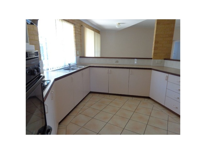 10 Mildwaters Close, Mount Tarcoola WA 6530