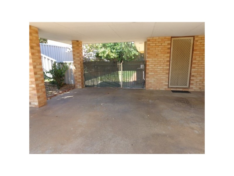 10 Mildwaters Close, Mount Tarcoola WA 6530