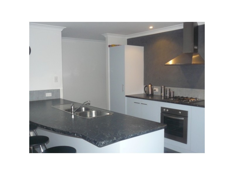 21 Brittania Parade, Wandina WA 6530