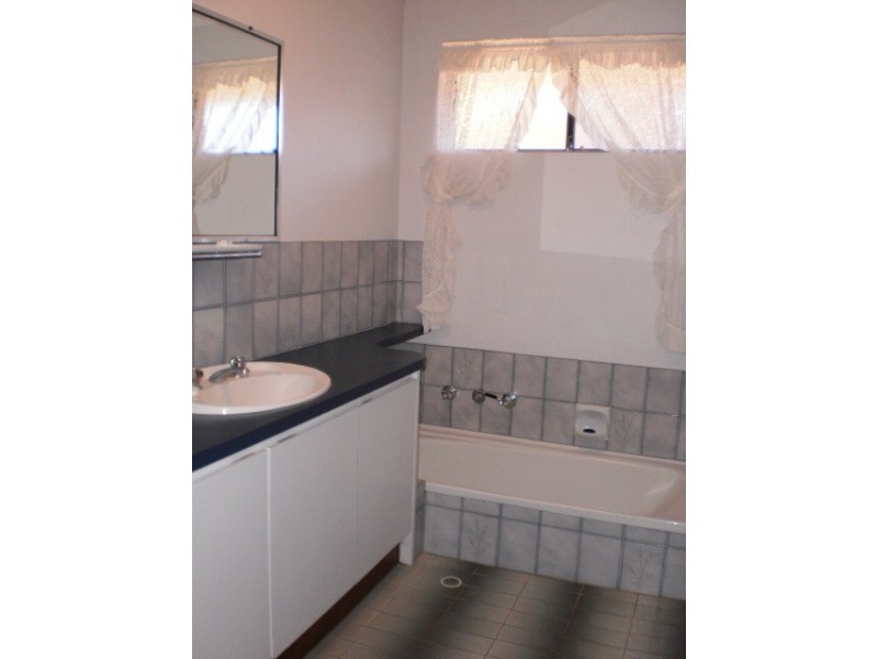 57 Glenview Street, Mount Tarcoola WA 6530