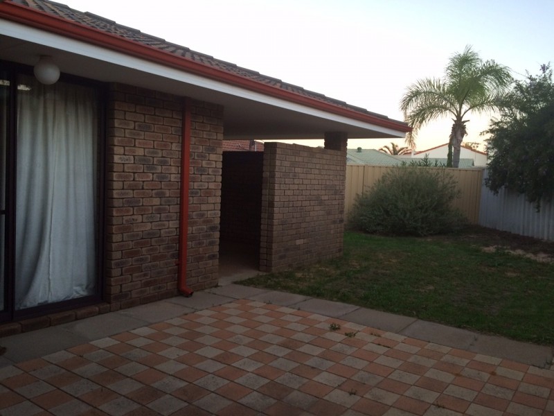 2/60 Glendinning Road, Tarcoola Beach WA 6530