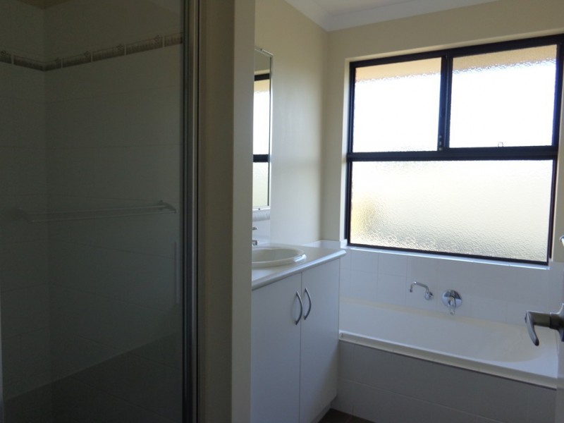 11 Bagley Crescent, Mount Tarcoola WA 6530