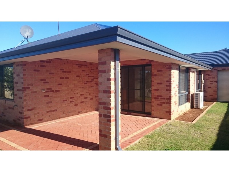 11 Bagley Crescent, Mount Tarcoola WA 6530