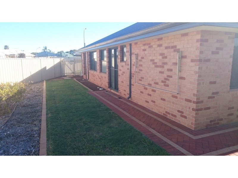 11 Bagley Crescent, Mount Tarcoola WA 6530