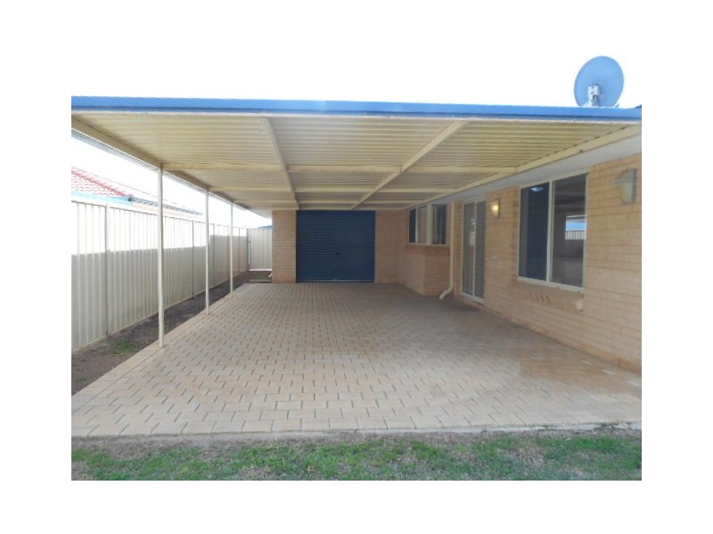 38 Reg Percy Drive, Wandina WA 6530