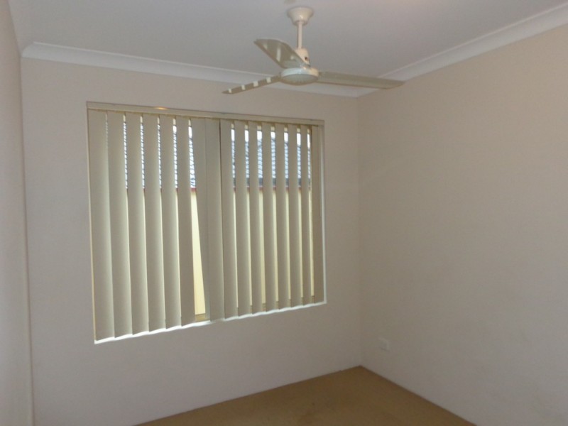 6 Reef Boulevard, Drummond Cove WA 6532