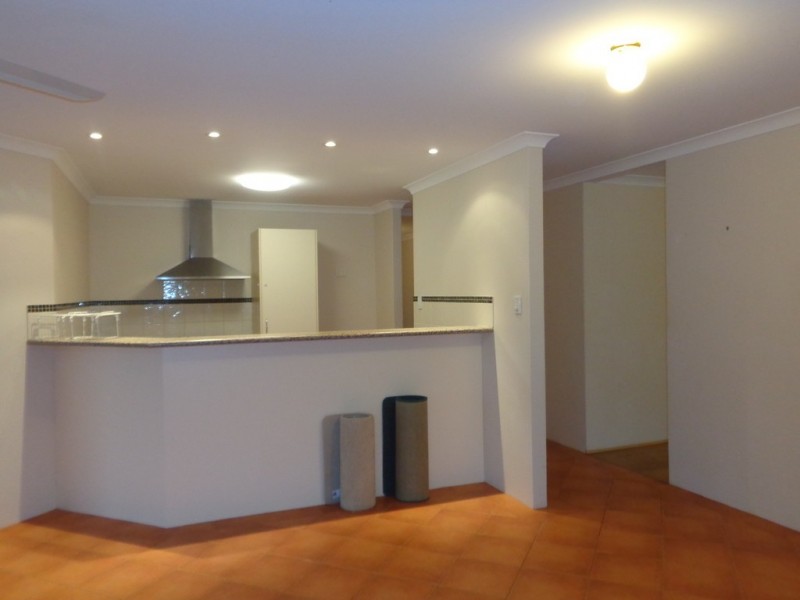 6 Reef Boulevard, Drummond Cove WA 6532