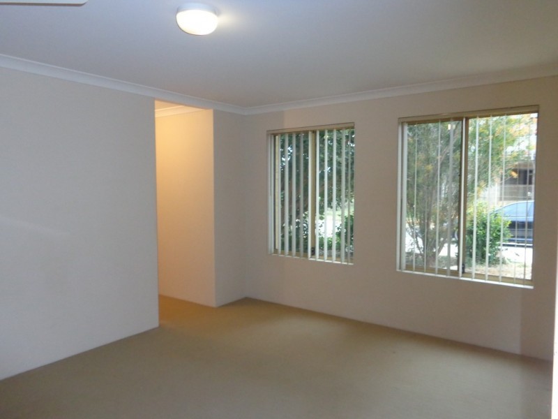 6 Reef Boulevard, Drummond Cove WA 6532