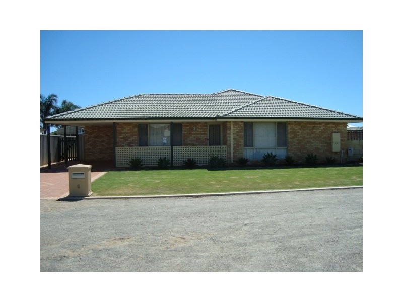 6 Tappak Road, Waggrakine WA 6530