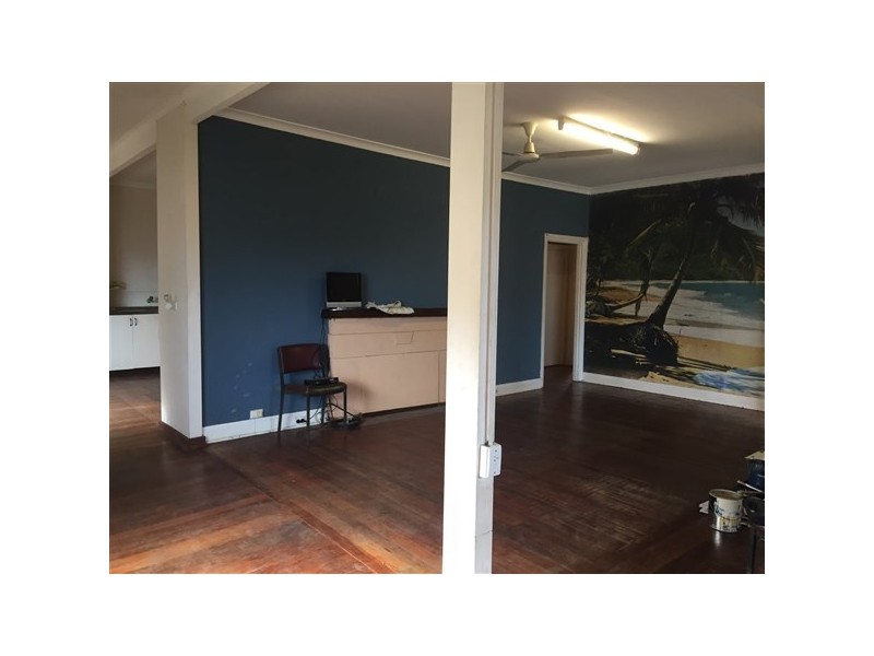 21 Dampier Street, Beachlands WA 6530