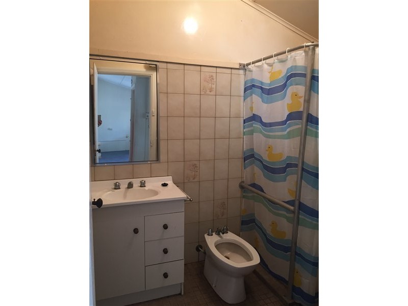 21 Dampier Street, Beachlands WA 6530