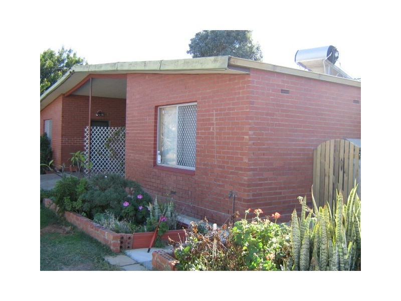 15B Kelly St, Geraldton WA 6530