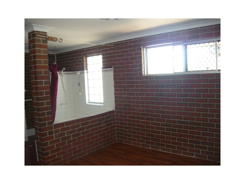 20 Broadfield Close, Rangeway WA 6530