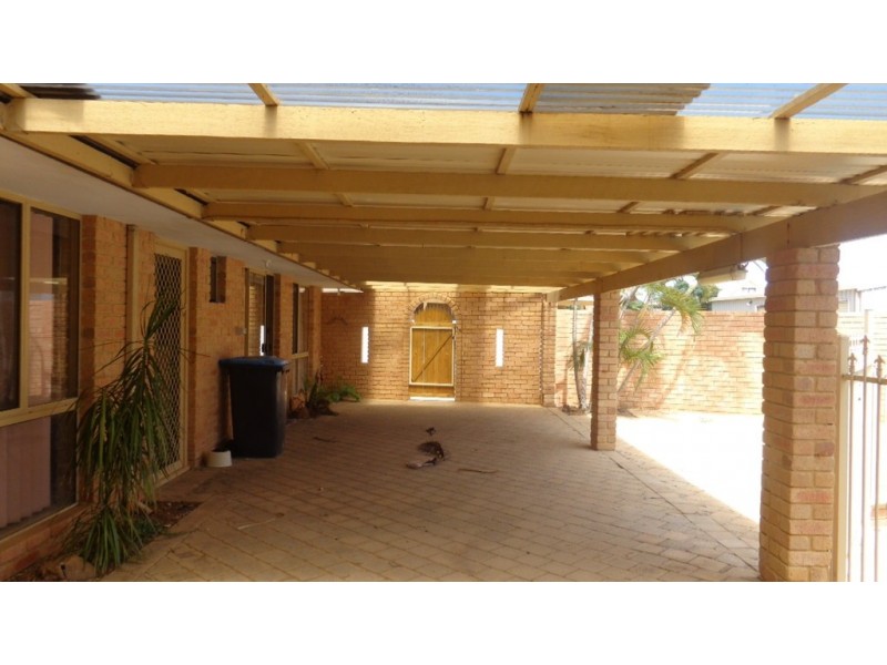 9 Queenscliffe Close, Tarcoola Beach WA 6530