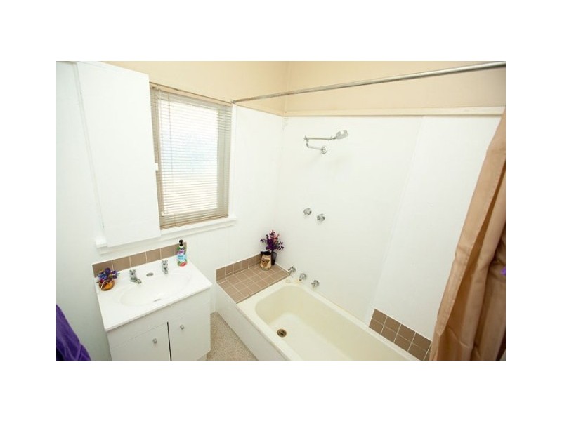 51 Phelps Street, Wonthella WA 6530