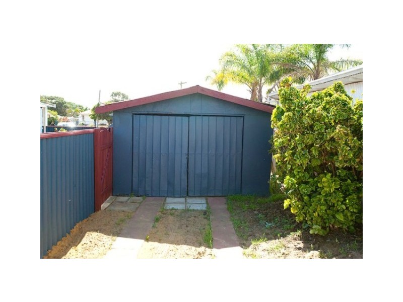 51 Phelps Street, Wonthella WA 6530