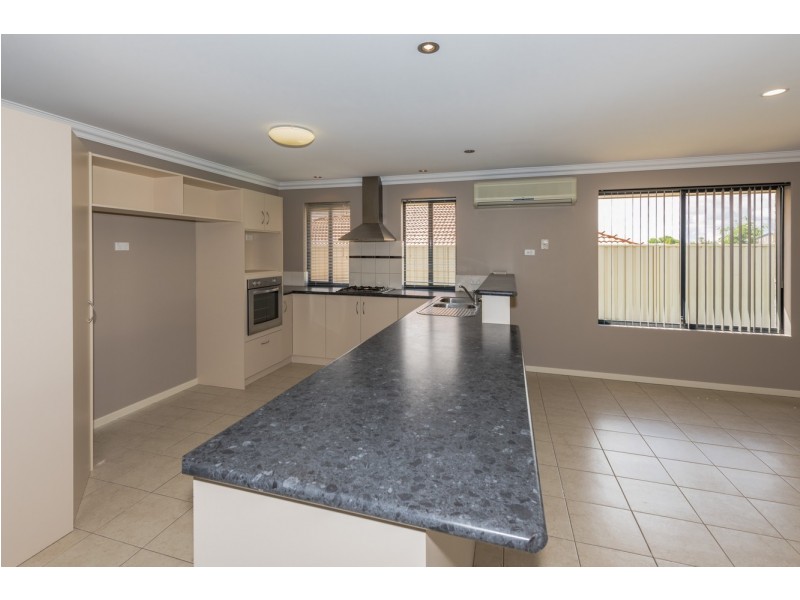 82 Ilma Rise, Wandina WA 6530