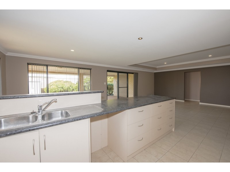 82 Ilma Rise, Wandina WA 6530