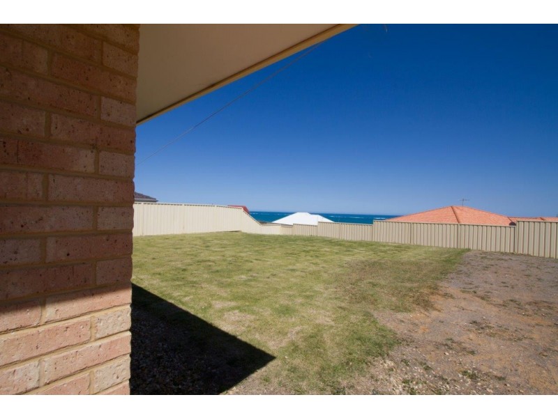 19 Wallabi Drive, Wandina WA 6530