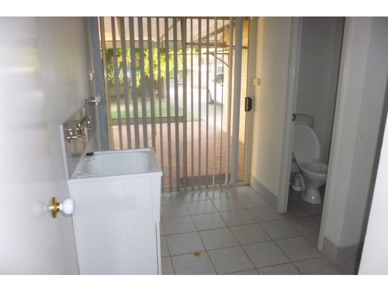 2 Dakin Cove, Wandina WA 6530