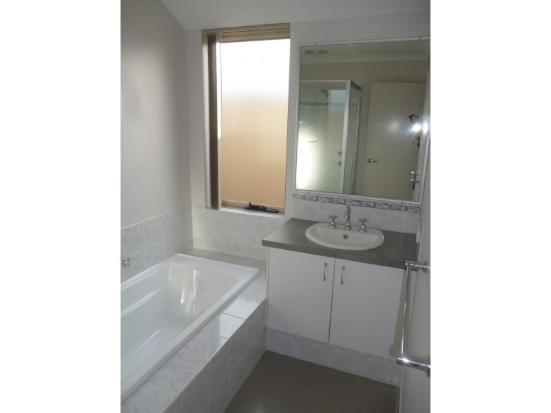 19 Beachcomber Hill, Drummond Cove WA 6532