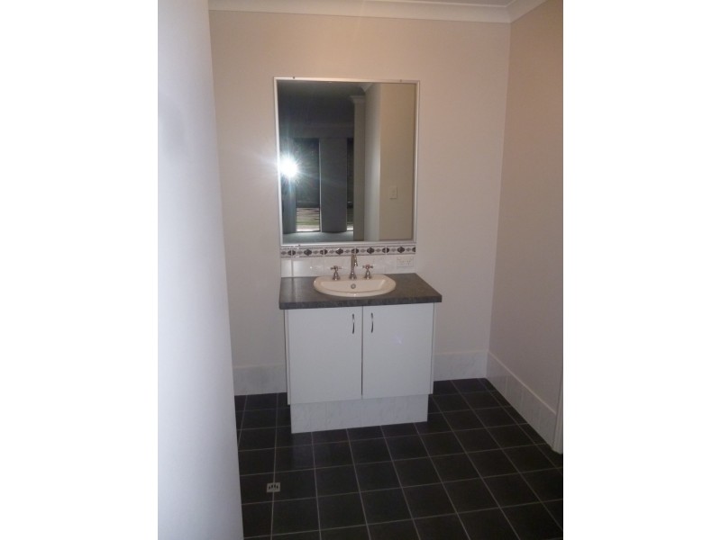 19 Beachcomber Hill, Drummond Cove WA 6532