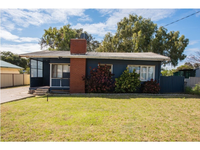 31 Cypress Street, Rangeway WA 6530