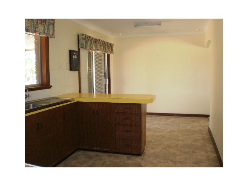 4 Green Street, Bluff Point WA 6530