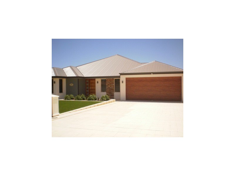 152 Glenfield Beach Drive, Glenfield WA 6532