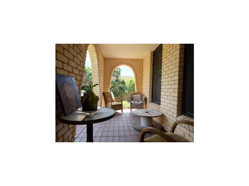 12 Nigel Crescent, Tarcoola Beach WA 6530