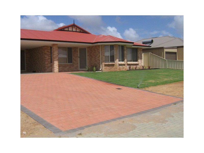 28 Iduna Road, Wandina WA 6530