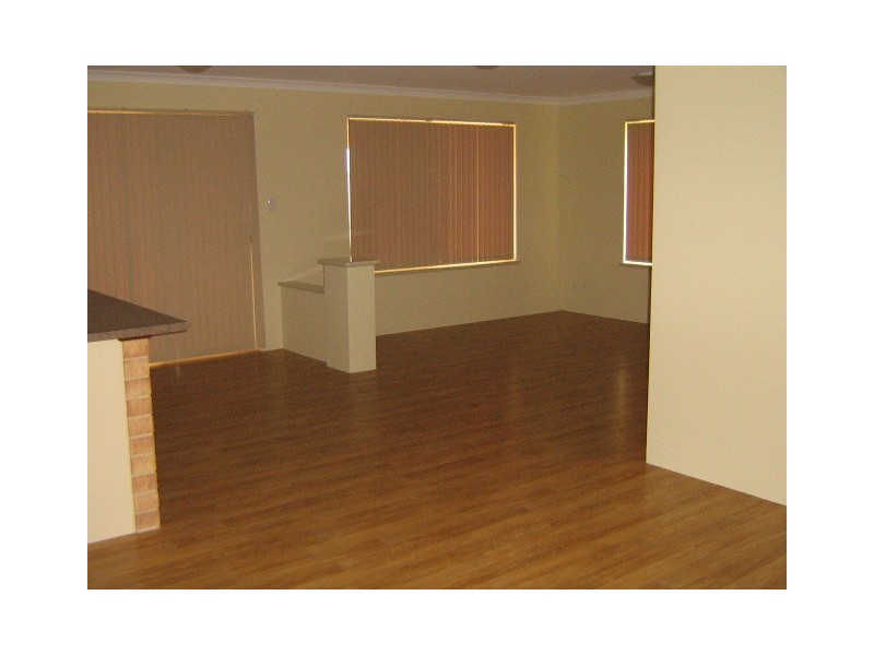 28 Iduna Road, Wandina WA 6530