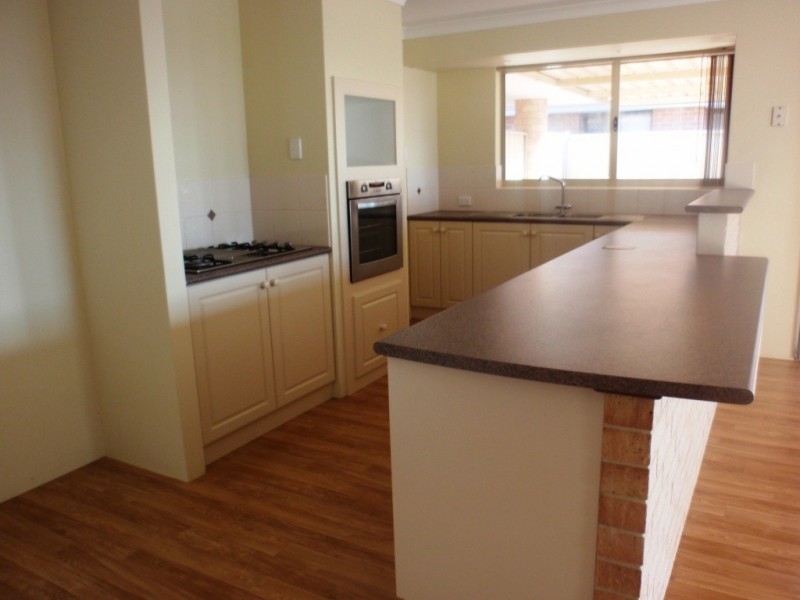 28 Iduna Road, Wandina WA 6530