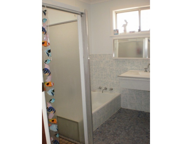 4 Duncan Street, Mount Tarcoola WA 6530